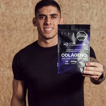 Hombre mostrando el colágeno de Sin Intermediarios